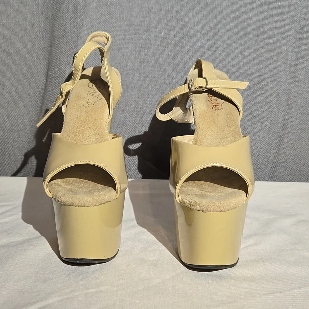Pleaser Adore 709 Beige Patent Platform Heels 7 in 2.75 in SIZE 6 - Picture 5 of 8
